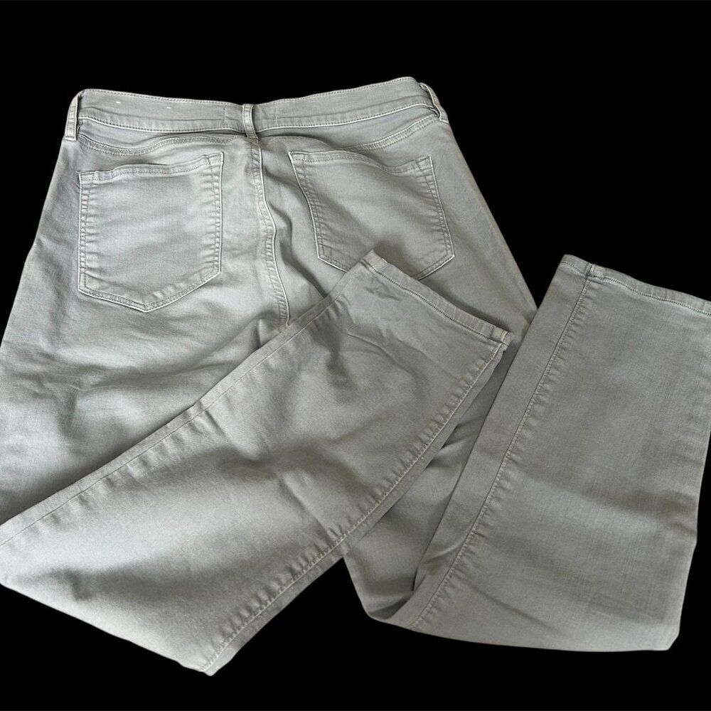Loft Gray Skinny Cropped Pants Size 8 NWOT - Picture 2 of 2